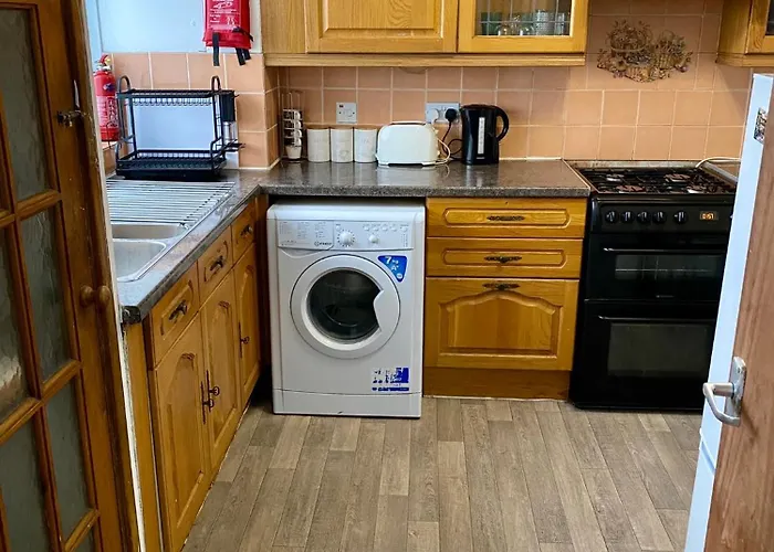 Cosy 3 Bed Apt, Old Truman Brewery! Brick Lane, London, E1